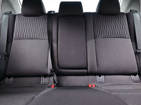 Used 2025 Toyota Camry LE image 15