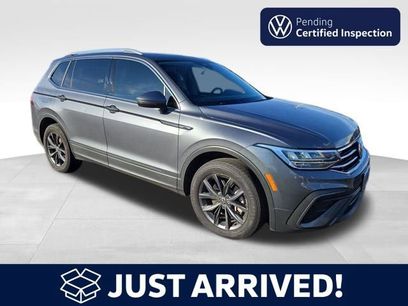 Certified 2022 Volkswagen Tiguan SE w/ Panoramic Sunroof Package