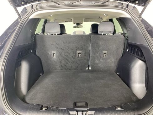 Used 2022 Ford Escape SE w/ Cold Weather Package image 10