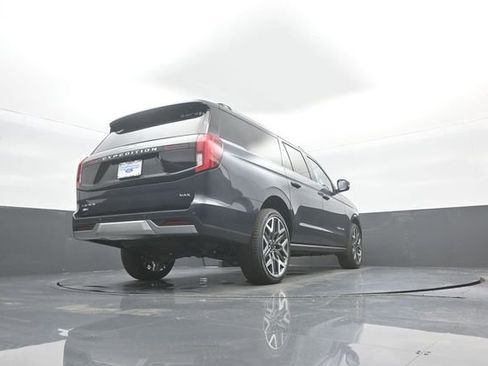 New 2026 Ford Expedition Max Platinum w/ Platinum Ultimate Package AWD/4WD image 38