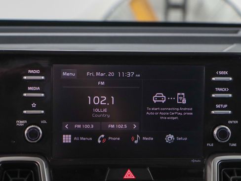 Used 2023 Kia Sorento LX image 19