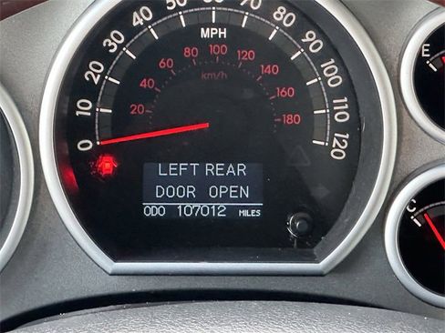 Used 2016 Toyota Sequoia Platinum image 14