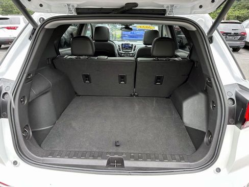 Used 2023 Chevrolet Equinox Premier AWD/4WD image 7