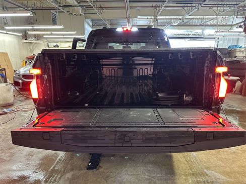 Used 2025 Ford F150 Lightning Flash image 20