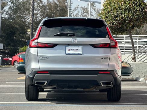 Used 2024 Honda CR-V Sport image 4