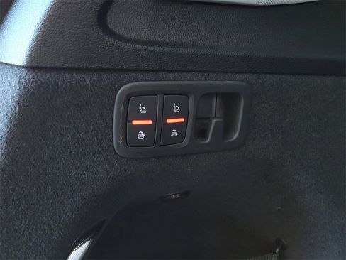 Used 2022 Audi Q7 3.0T Premium Plus w/ Premium Plus Package image 33