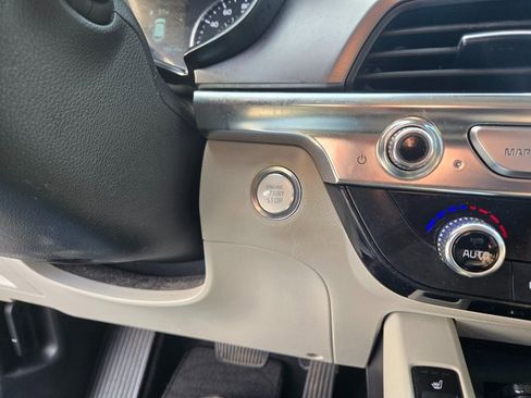 Used 2022 Kia Telluride S image 17