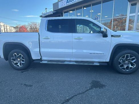 New 2026 GMC Sierra 1500 SLT w/ SLT Premium Plus Package image 12