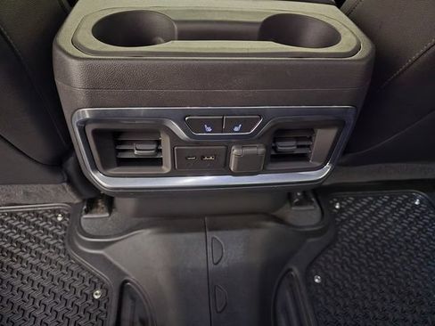 Used 2021 GMC Sierra 1500 AT4 w/ AT4 Preferred Package AWD/4WD image 34