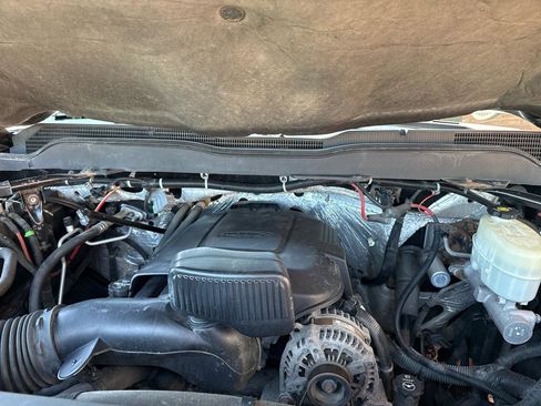 Used 2016 Chevrolet Silverado 2500 LT w/ LT Fleet Convenience Package AWD/4WD image 19
