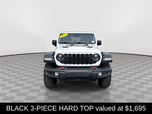 Used 2024 Jeep Wrangler Unlimited Rubicon AWD/4WD image 5