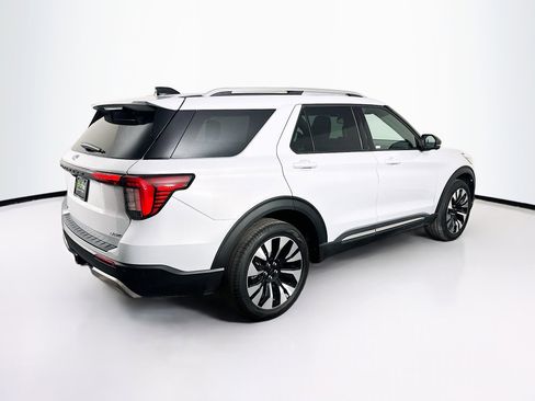 Used 2025 Ford Explorer Platinum w/ LUX Leather Package image 9