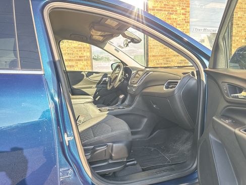 Used 2020 Chevrolet Equinox LT AWD/4WD image 13