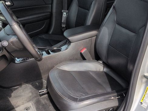 Used 2014 Chevrolet Malibu LT image 17