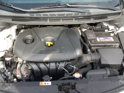 Used 2016 Kia Forte EX image 16