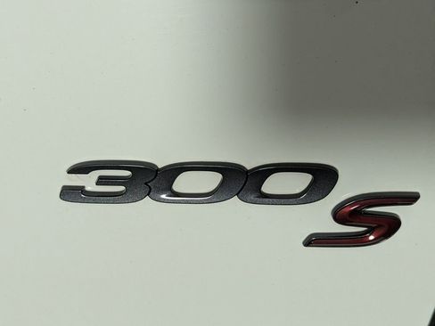 Certified 2022 Chrysler 300 S w/ Safetytec Plus Group image 25