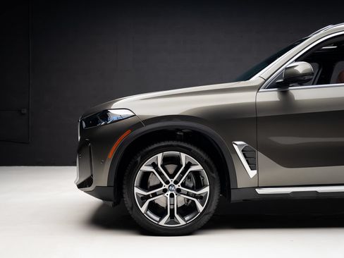 Used 2026 BMW X5 sDrive40i RWD image 18