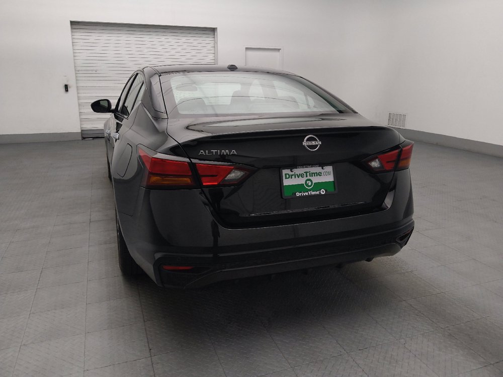 Used 2025 Nissan Altima 2.5 SV FWD image 6