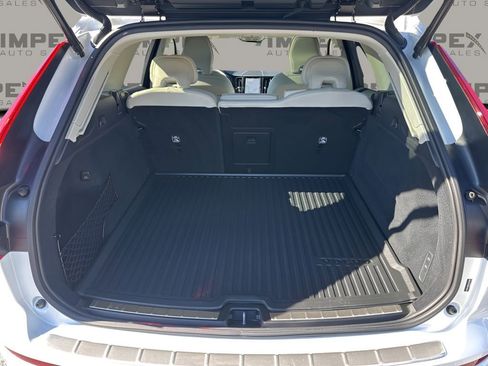 Used 2025 Volvo XC60 B5 Ultra w/ Protection Package Premier image 32
