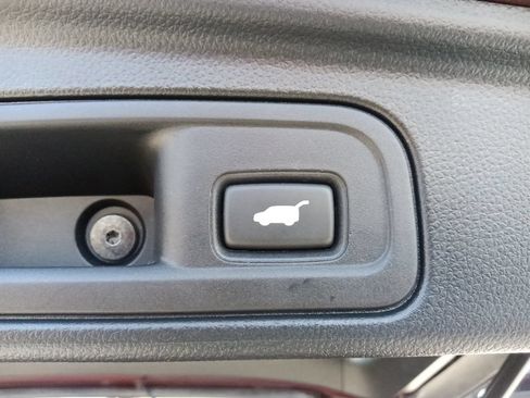 Used 2022 Honda Pilot Touring image 33