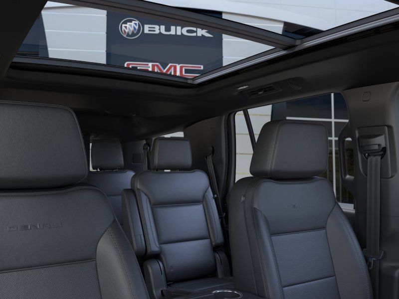 New 2026 GMC Yukon Denali w/ Sun & Power Step Package AWD/4WD image 24