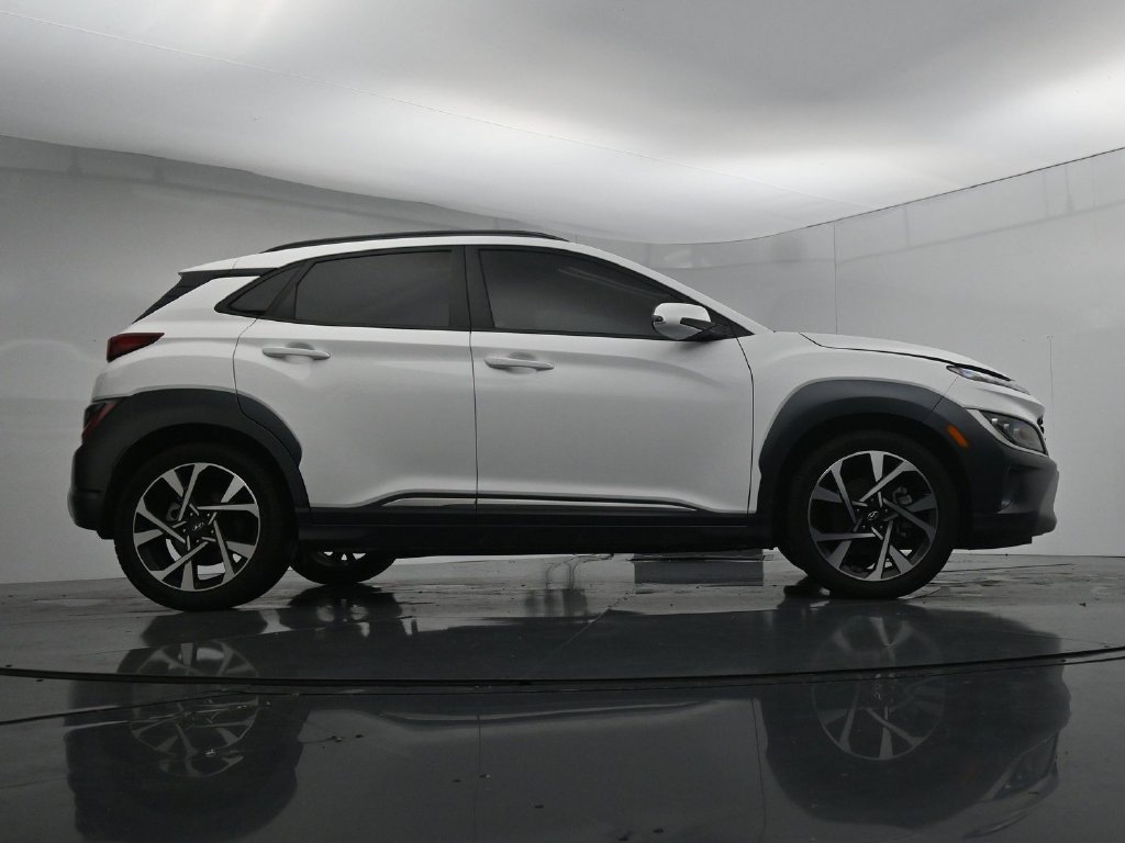 Used 2023 Hyundai Kona Limited FWD image 39