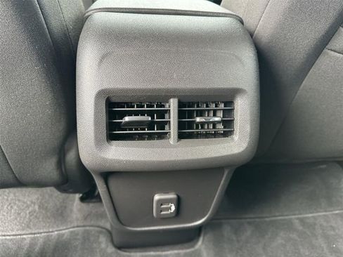 Certified 2023 Chevrolet Equinox LT FWD image 20