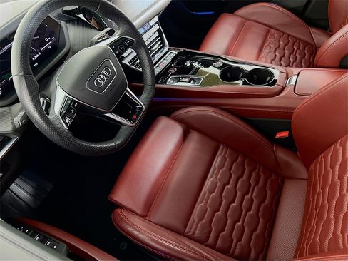 Used 2023 Audi RS e-tron GT w/ Carbon Performance Package image 24