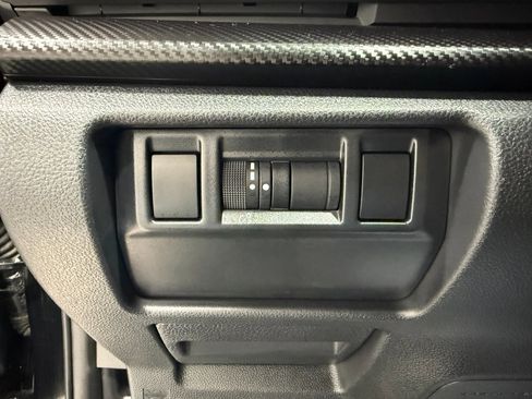 Used 2025 Subaru Crosstrek 2.0i Premium w/ Crosstrek Mirror Package image 23