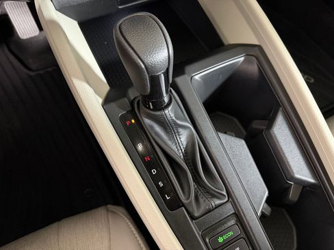 Certified 2025 Honda Accord SE image 15