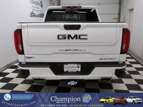 Used 2023 GMC Sierra 1500 Denali w/ Denali Reserve Package AWD/4WD image 19