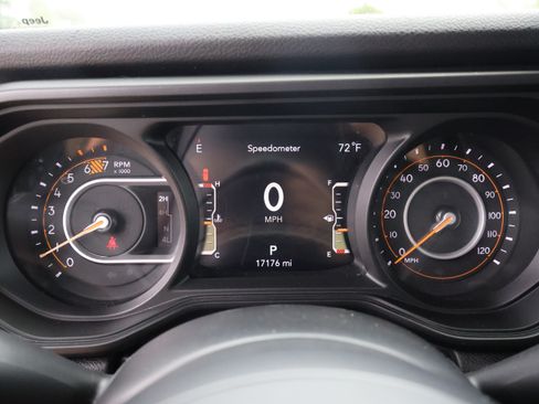 Used 2025 Jeep Wrangler Unlimited Sport AWD/4WD image 39