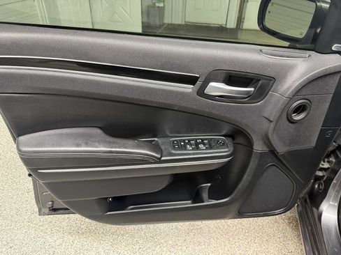 Used 2018 Chrysler 300 S w/ Safetytec Plus Group image 20