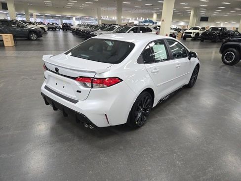New 2026 Toyota Corolla SE image 5
