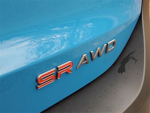 Certified 2025 Nissan Kicks SR image 28