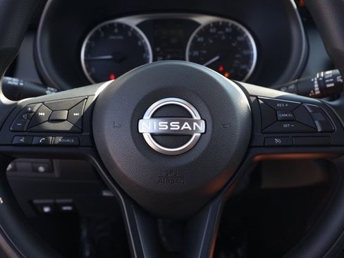 New 2025 Nissan Kicks Play S image 25