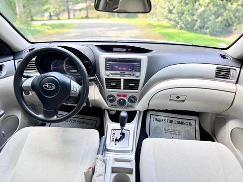 Used 2010 Subaru Impreza 2.5i AWD/4WD image 12