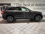 Used 2022 Mercedes-Benz GLC 300 4MATIC image 3