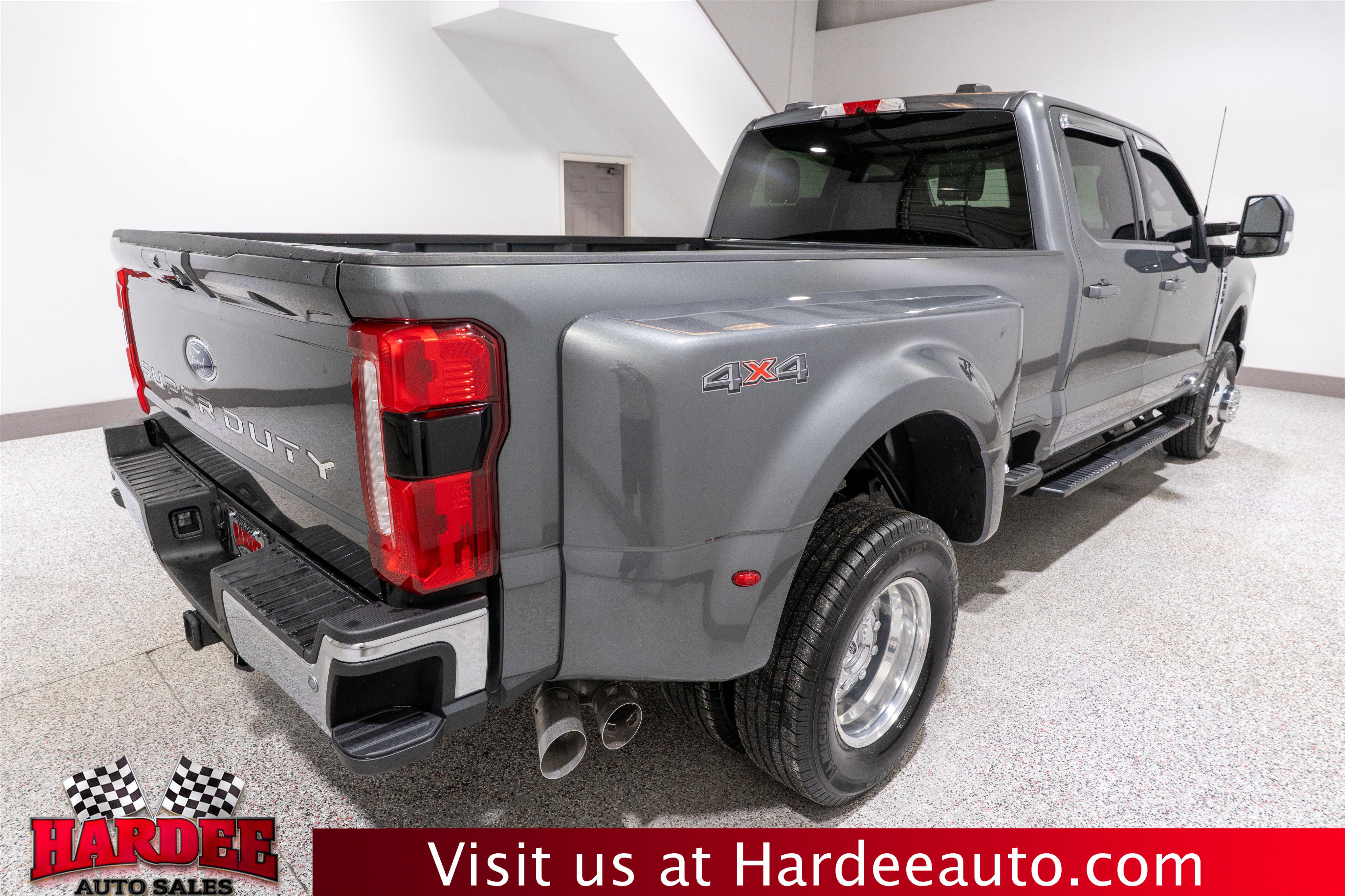 Used 2026 Ford F350 XLT w/ XLT Premium Package AWD/4WD image 5