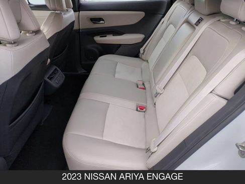 Used 2023 Nissan Ariya FWD image 16