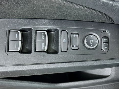 Used 2025 Honda Civic Sport image 15