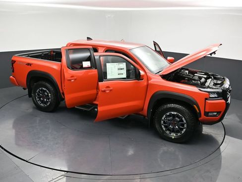 New 2026 Nissan Frontier PRO-4X w/ Tow Package image 33