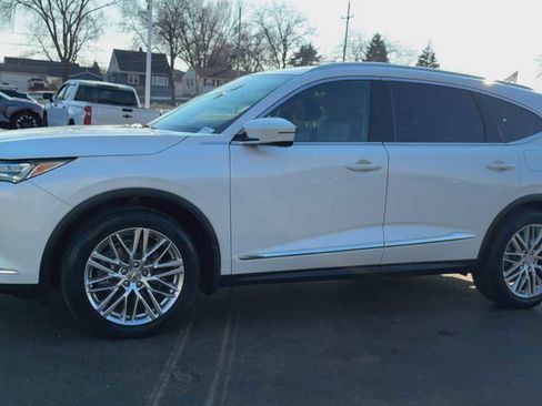 Used 2023 Acura MDX SH-AWD w/ Advance Package image 6