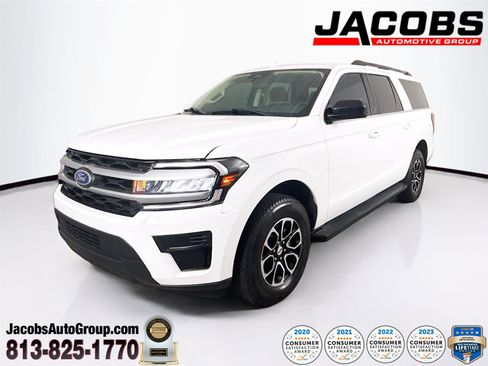 Used 2023 Ford Expedition Max XL RWD image 1