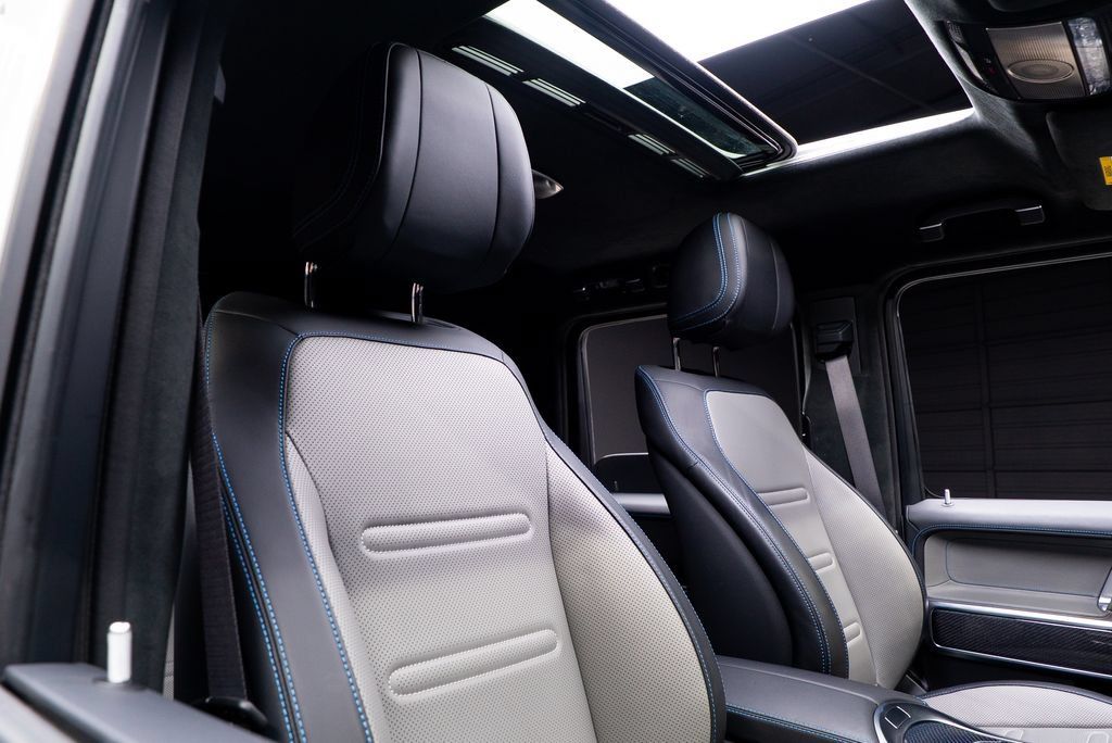 Used 2025 Mercedes-Benz G 580 w/ EQ Technology image 49