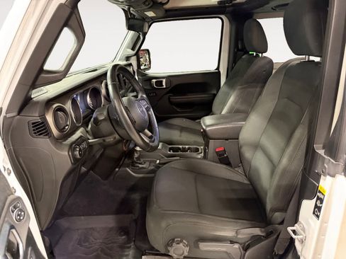 Used 2020 Jeep Wrangler Sport AWD/4WD image 10