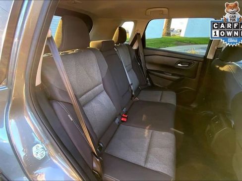 Used 2024 Nissan Rogue SV image 26