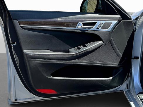 Used 2017 Genesis G80 3.8 image 15