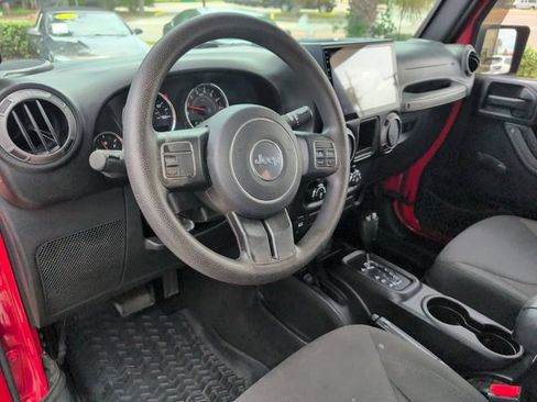 Used 2017 Jeep Wrangler Unlimited Sport AWD/4WD image 10