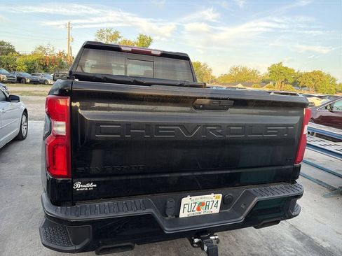Used 2020 Chevrolet Silverado 1500 LT Trail Boss AWD/4WD image 8